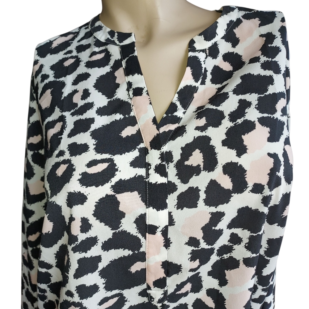 Talbots Women Ivory Long Sleeve Blouse Size L PINK AND black Animal Print Button - Picture 4 of 15